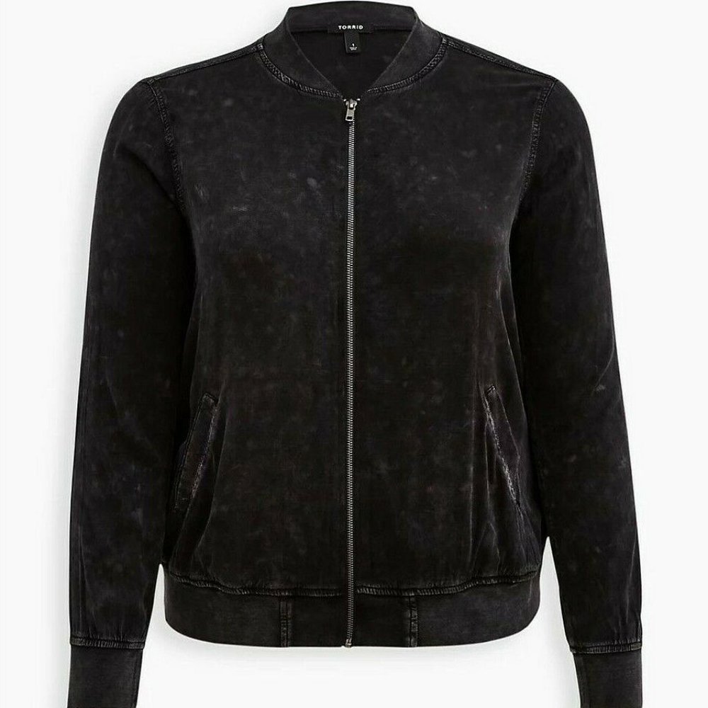 Torrid 4X (4) Black Acid Wash Soft Challis Bomber Jacket